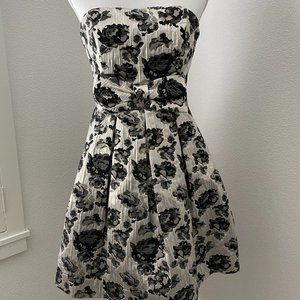 Macy's Windsor Fit and Flare Jacquard Dress, Size 3, Black/Gold/Sliver